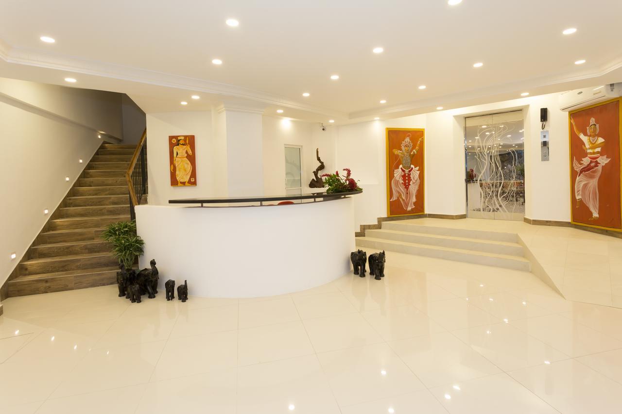 Sandriana Lake View Hotel Kandy Exterior foto