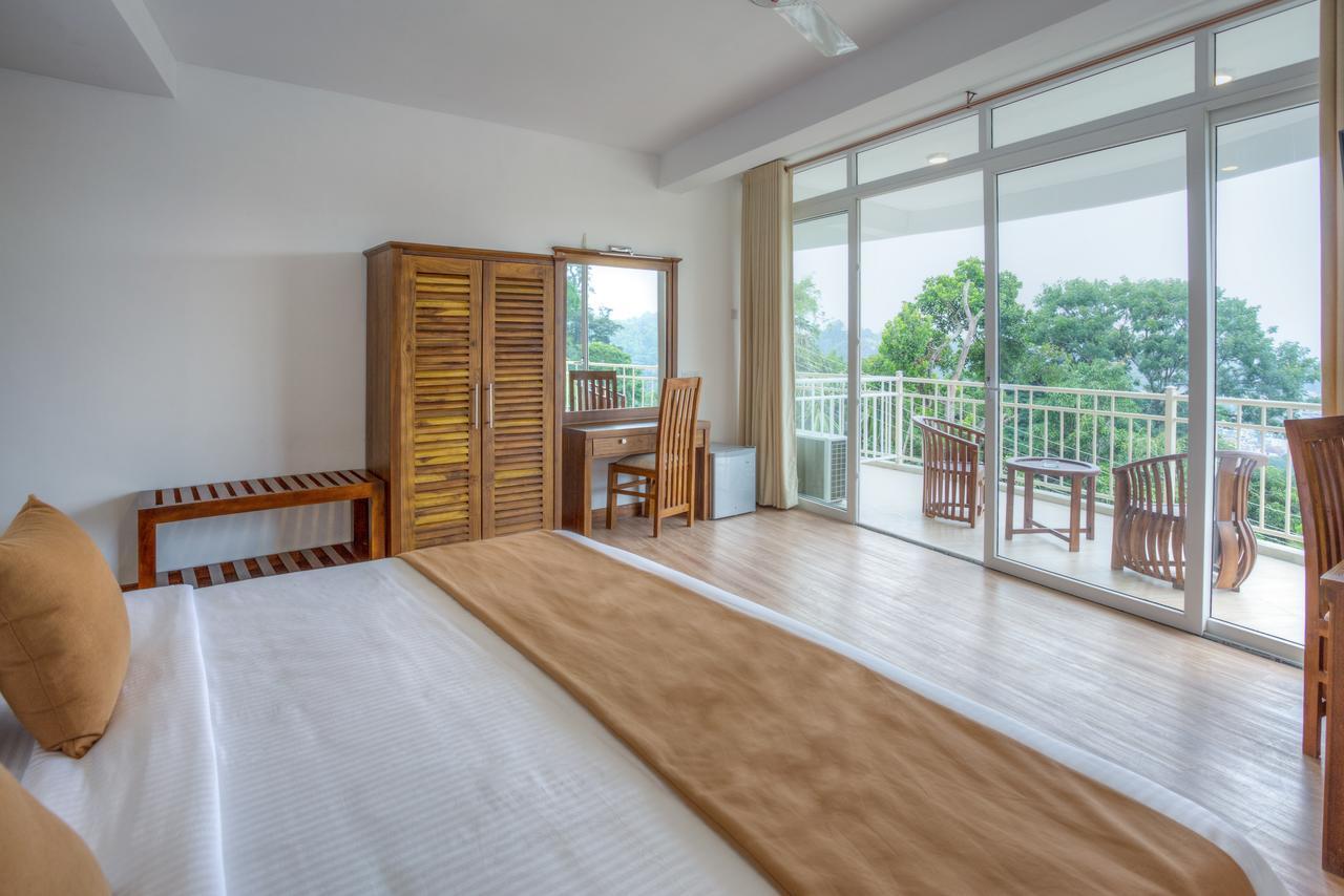 Sandriana Lake View Hotel Kandy Exterior foto